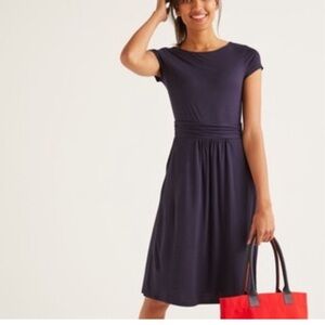 Boden Amelie dress, navy blue, size 4. EUC